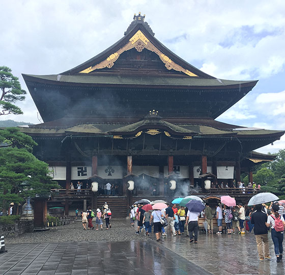 Zenkoji Temple